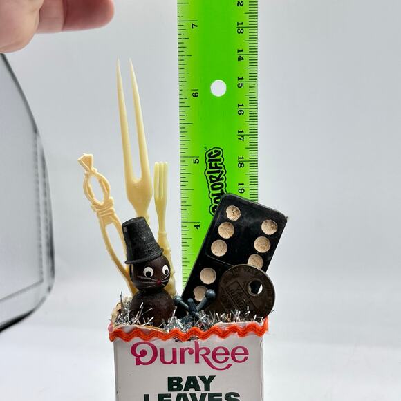 Thimble for a Good Girl- Assemblage Diorama Decor - MCM - Picture 8 of 8